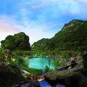 5* Semesteranläggning (resort) The Banjaran Hotsprings Retreat