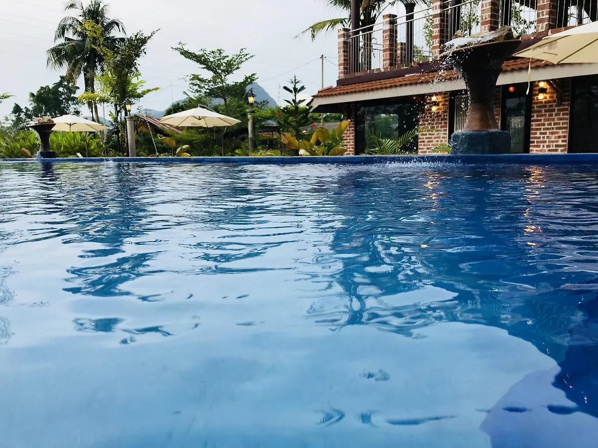 Efm Greenland Ipoh Chalet